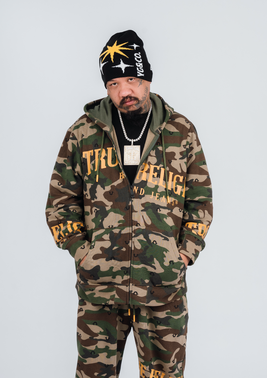 YG&CO STARBURST KNIT BEANIE