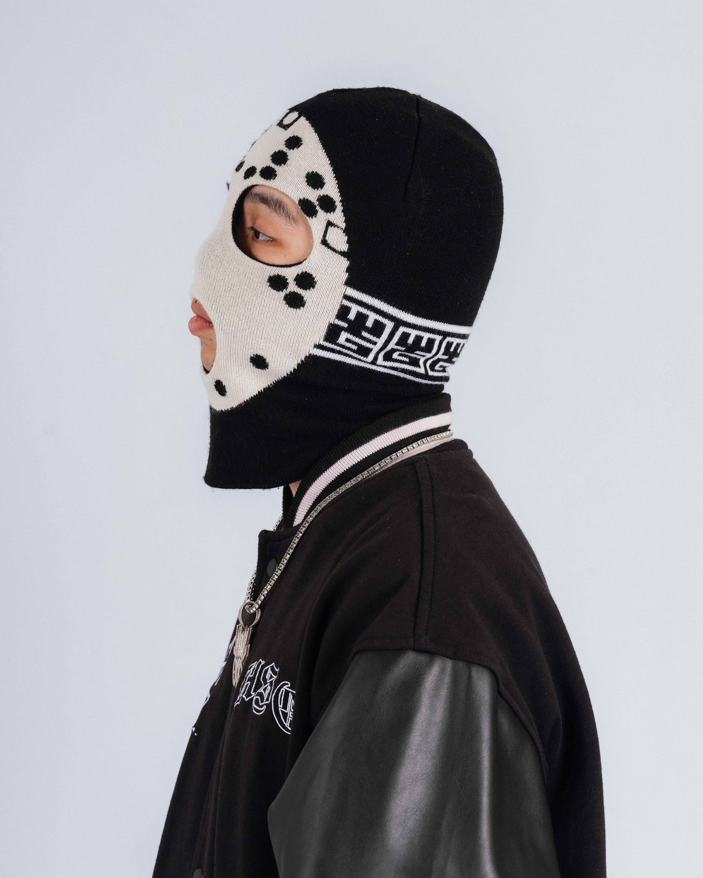 YG&CO JASON MONOGRAM KNIT BALACLAVA